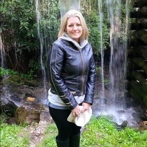 Meet your Posher, Sunnie